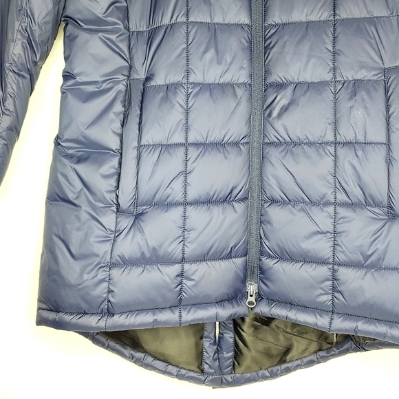 Swiss Tech Puffer coat, Navy, Size Small. - Picture 9 of 16